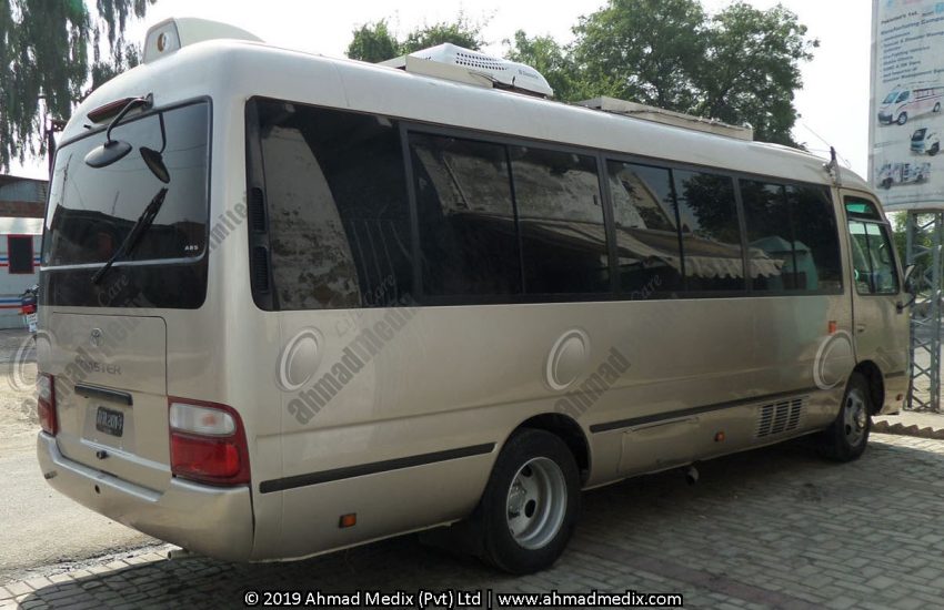 Toyota-Coaster-Luxury-Office-04 (1)