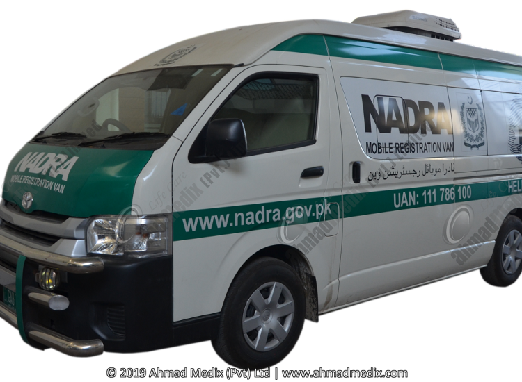 Toyota-Hiace-Luxury-Office-01